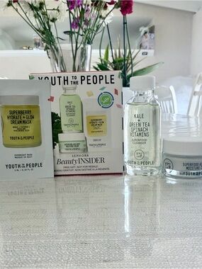 Youth to the People - cleanser, moisture cream and mask